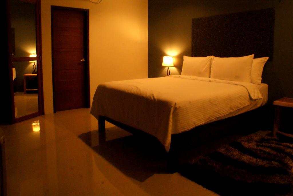 Taco Corner Apartment Gili Trawangan Room photo
